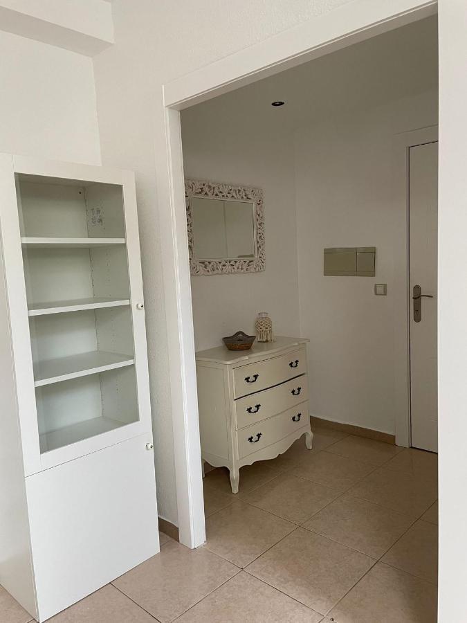 Vtz El Balcon De Rey Alfonso V Apartment Zaragoza Bagian luar foto